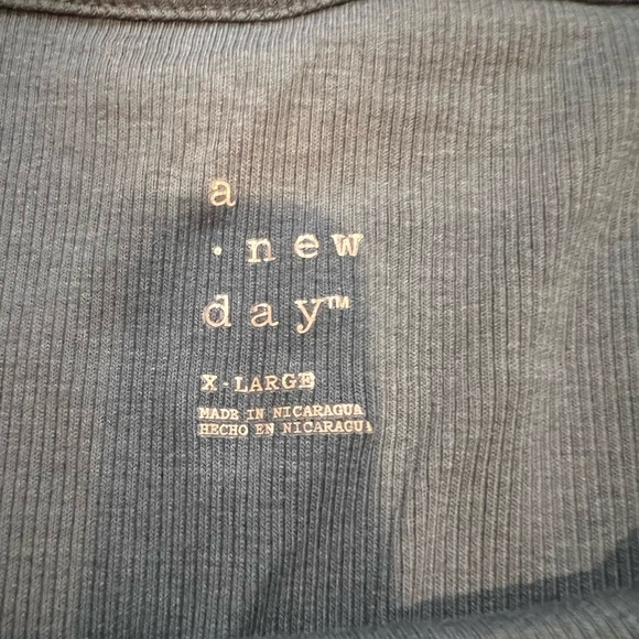 SALE!!!!! A New Day Women's Casual Ribbed Long Sleeve T-Shirt Size XL - Picture 4 of 6